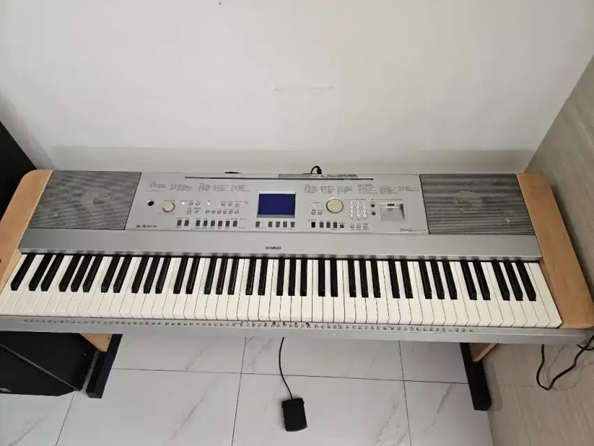 Piano Digital Portable YAMAHA DGX 640 USB