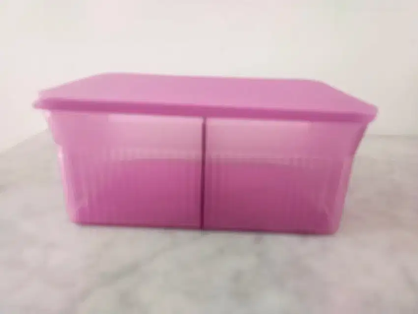 Snack it crystal Tupperware 1,75 L like new