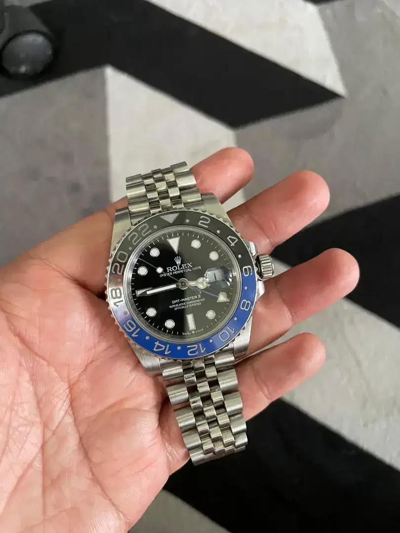 ROLEX GMT-MASTER II OYSTER JUBILEE BATMAN BLUE & BLACK