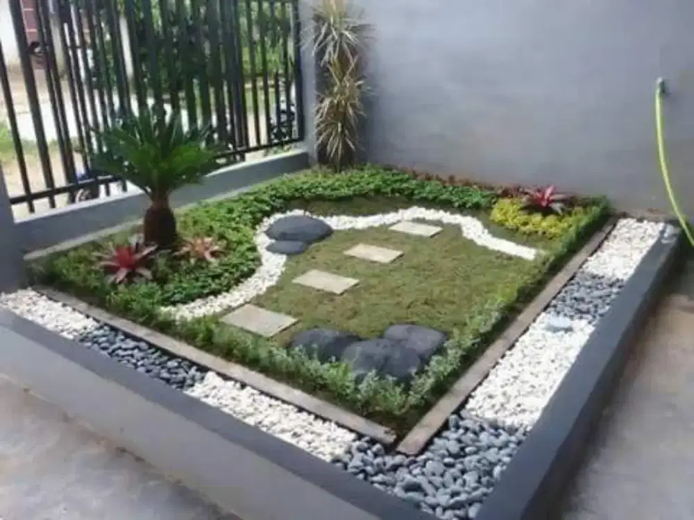 Jasa pembuatan taman kering .taman pertikal .taman bermain dll #6