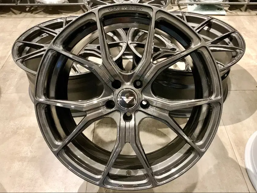 Velg Vorsteiner VFF 103 Original, R-20, Lebar 9 - 10, PCD 5 x 112/114