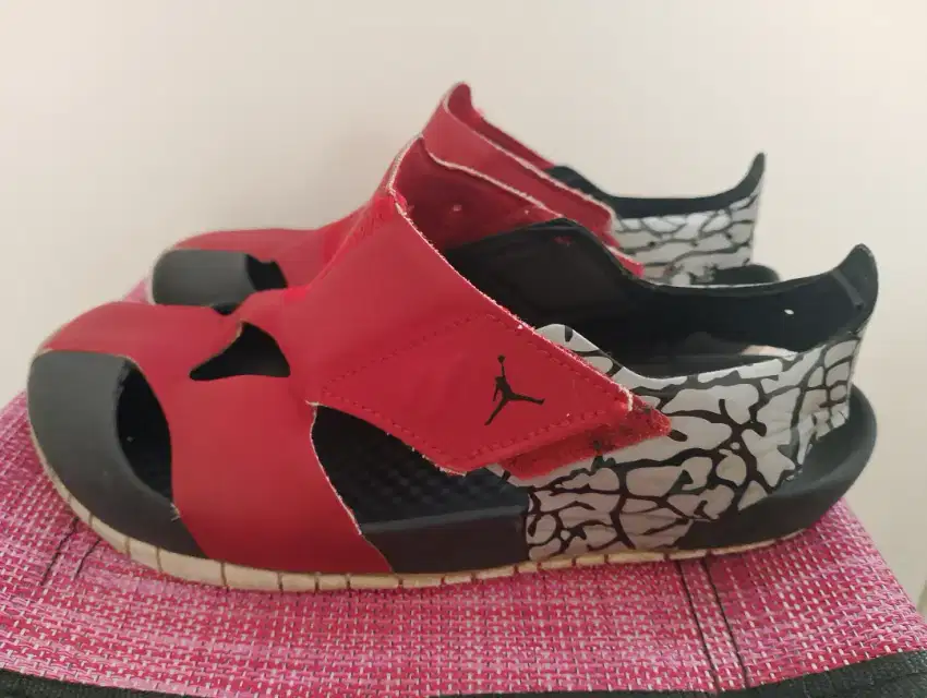 Sepatu sendal Air jordan Original