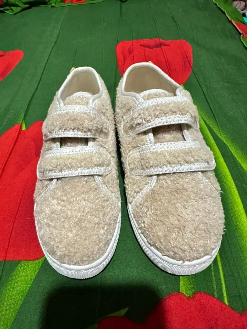 Sepatu Anak Shoes Kids Charles & Keith Original