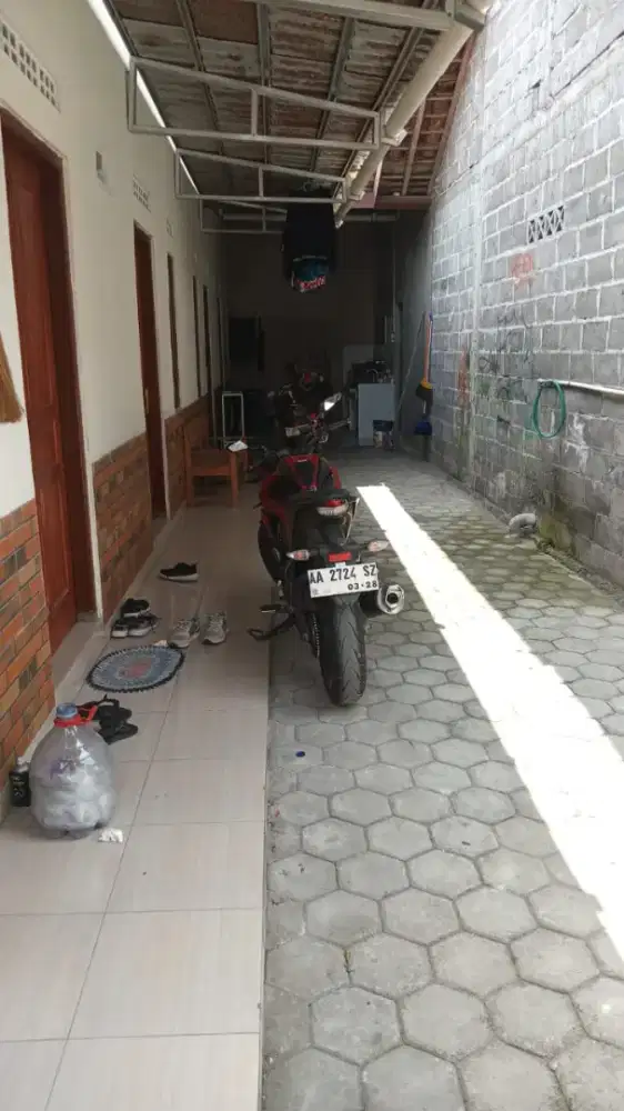 Di kostkan kost putra