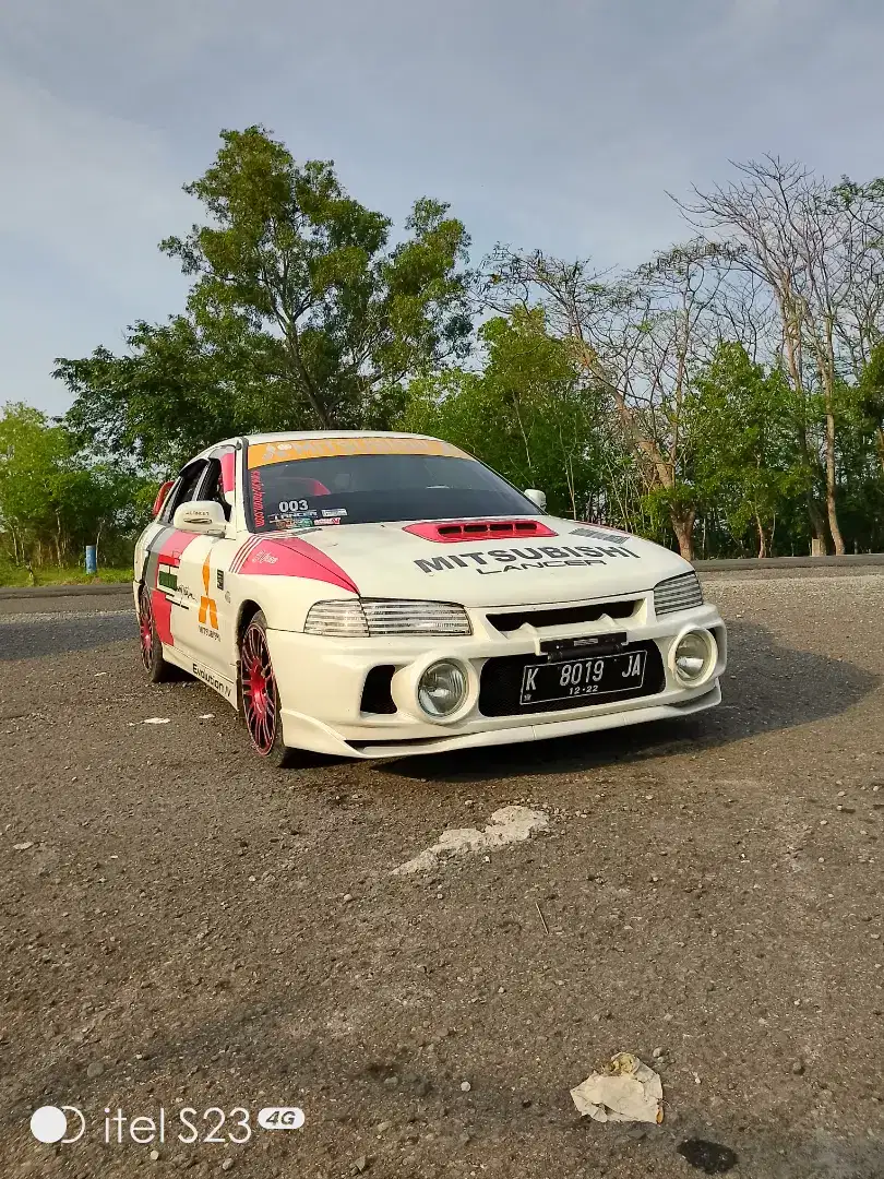 Mitsubishi Lancer ck4