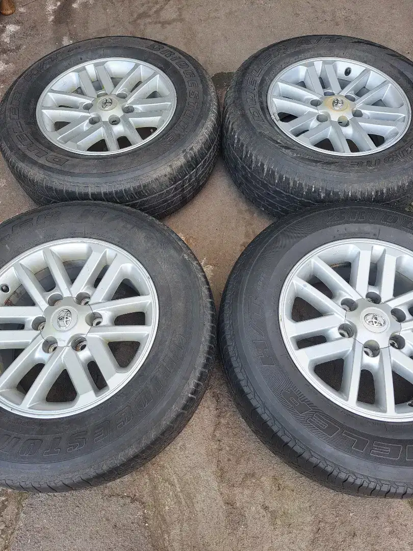 Fortuner ring 17 velg mobil fortuner
