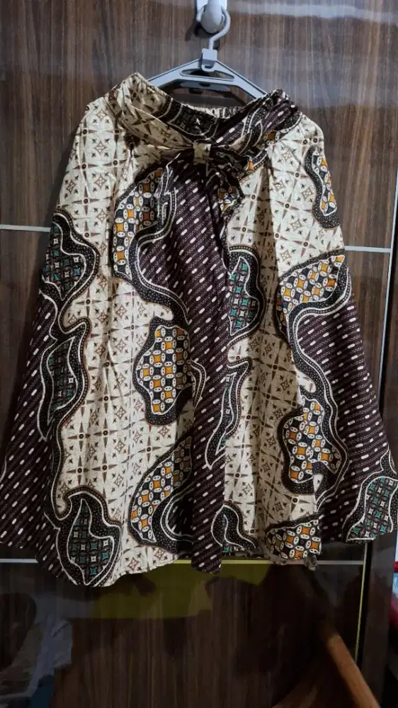 Rok Panjang Batik