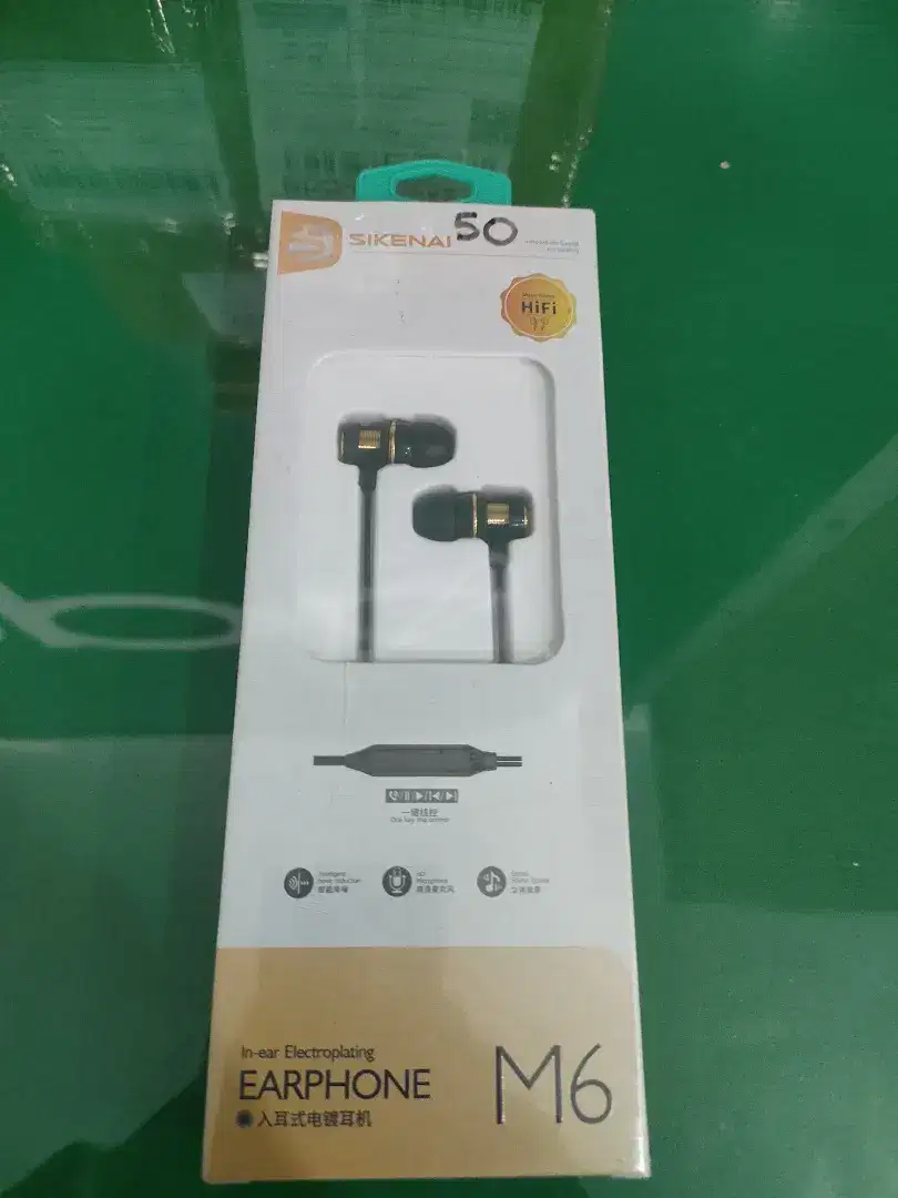 Earphone SEKENAI