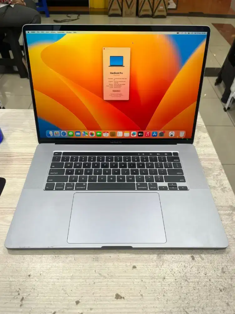 MACBOOK PRO 2019 16 INCHI 16/1TB GB TOUCHBAR CORE I9 SECOND ORIGINAL