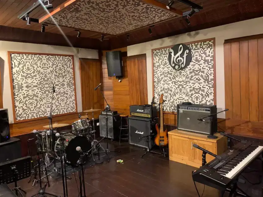 DICARI ADMIN/KASIR UNTUK STUDIO & RENTAL SOUNDSYSTEM