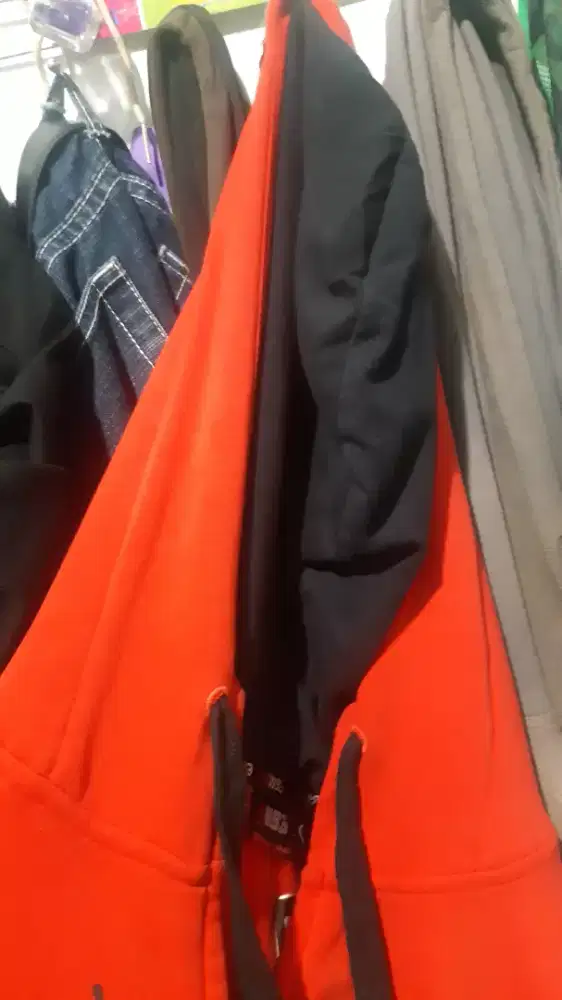 Uniqlo hoodie motogp mm93