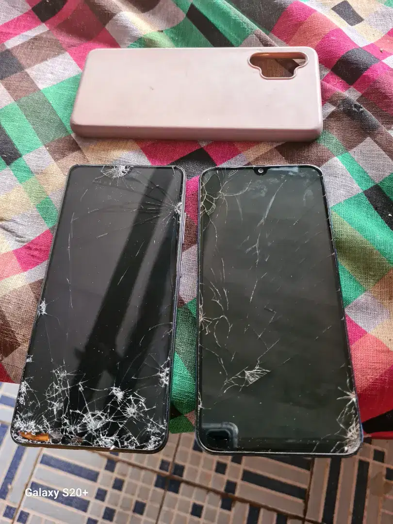 TERIMA HANDPHONE RUSAK IPHONE DAN ANDROID