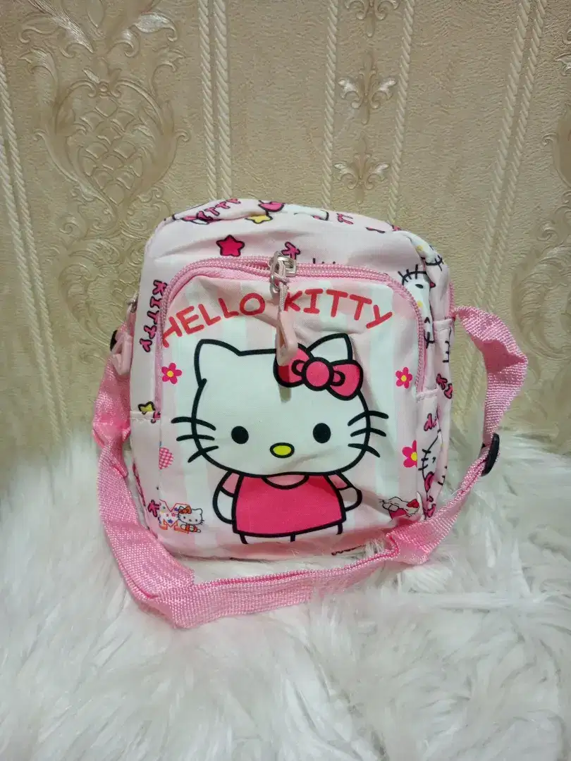 Tas slempang size 18x17cm