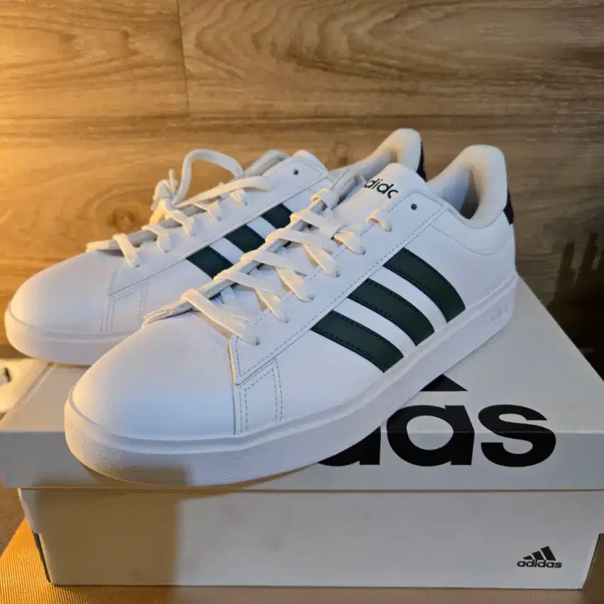 Adidas sneakers clodform grandcourt white