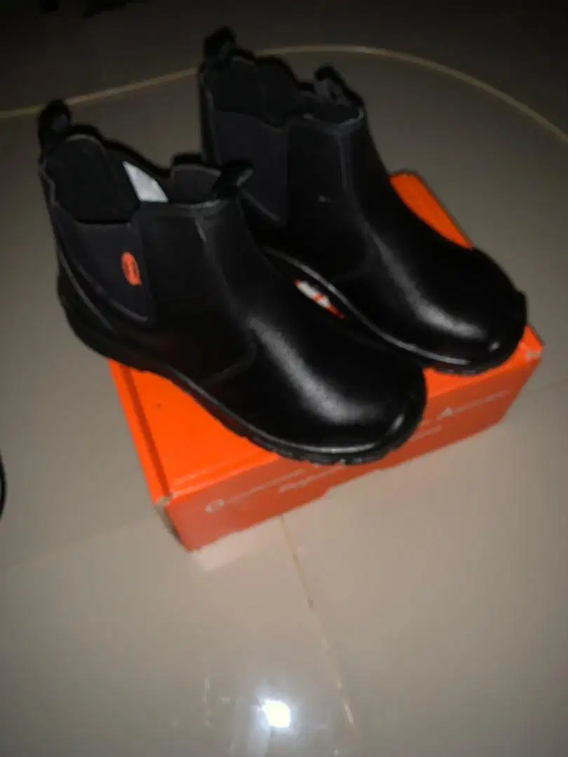 Dijual Sepatu PDL