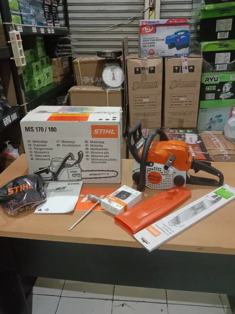 Gasoline Chain Saw 16 inch (Gergaji Dahan 2T) - STIHL MS170/180