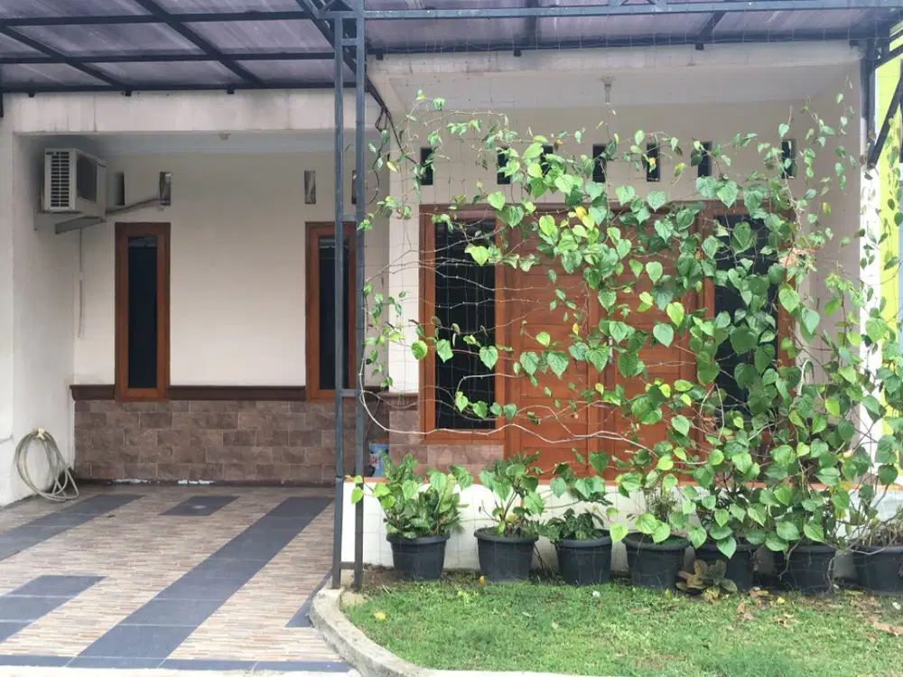 RUMAH DEKAT LRT, MURAH GAK SAMPAI 1M