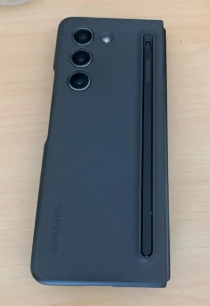 Samsung fold 5 512Gb gak jadi pakai