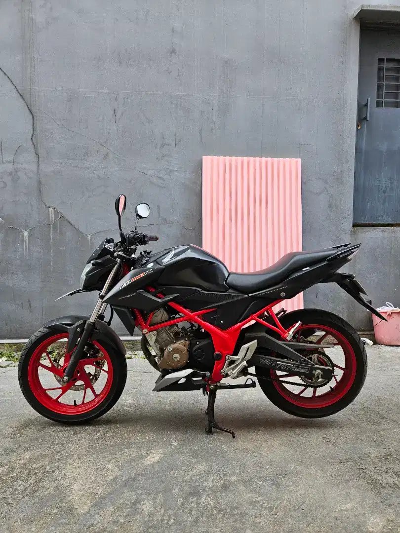 CB150R STREET FIRE JARANG PAKAI