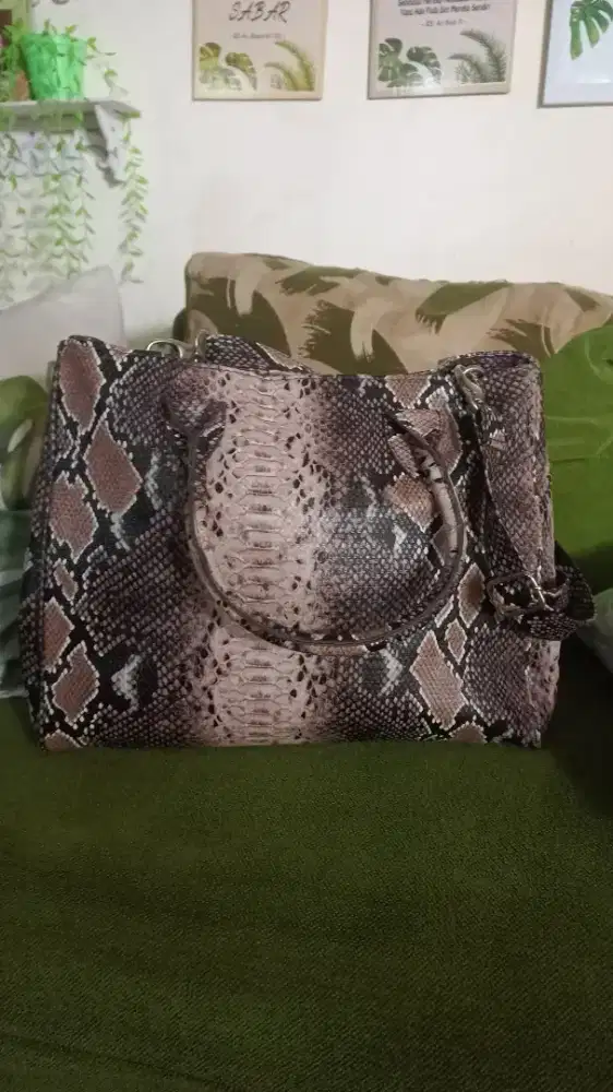 Dijual tas kesayangan bukan kulas tp kualitas loks depok