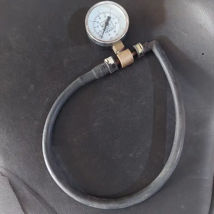 Alat Cek Tekanan Fuel Pump