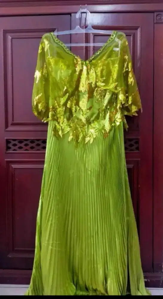 Gaun pesta elegan Size XL