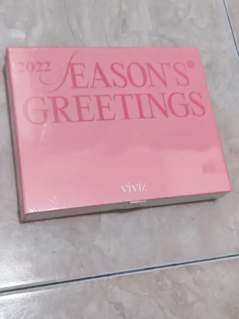 VIVIZ 2022 SEASON'S GREETINGS New sealed