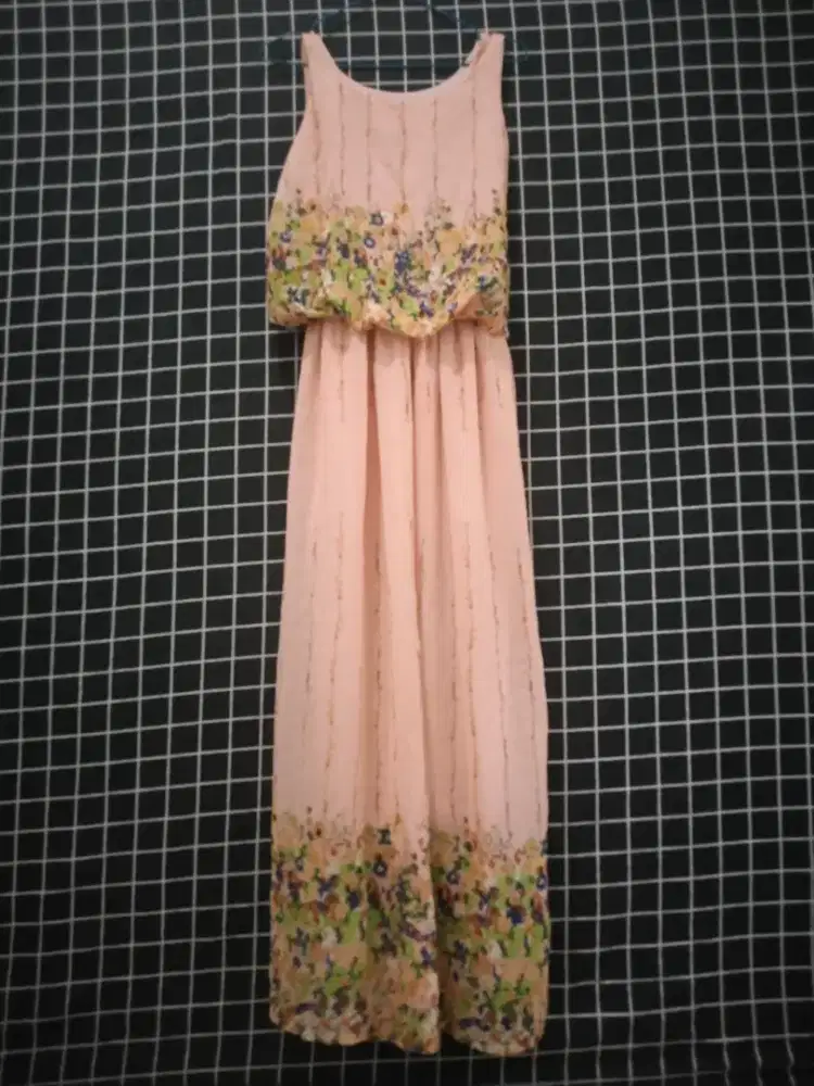 Dres panjang motif bunga kondisi ok