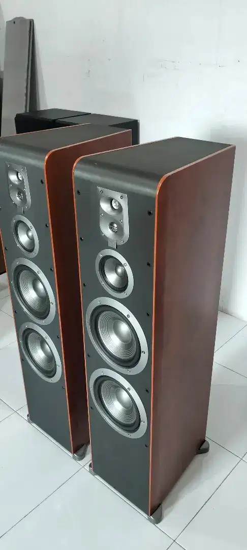 Speaker JBL model ES 90