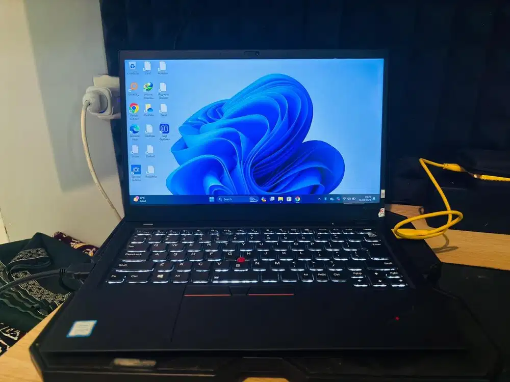 Lenovo Thinkpad X1 Carbon Intel Core i5 Gen 8