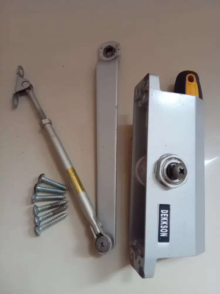 JUAL Door Closer DEKKSON