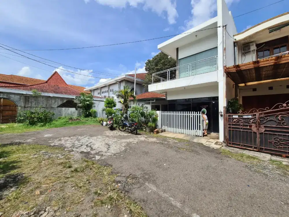 RUMAH DI TRUNOJOYO BANYUMANIK