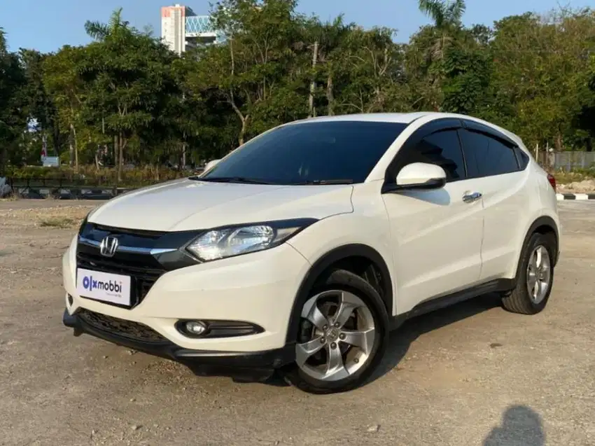 Honda HRV 1.5 E Bensin-AT 2017 Putih WTN