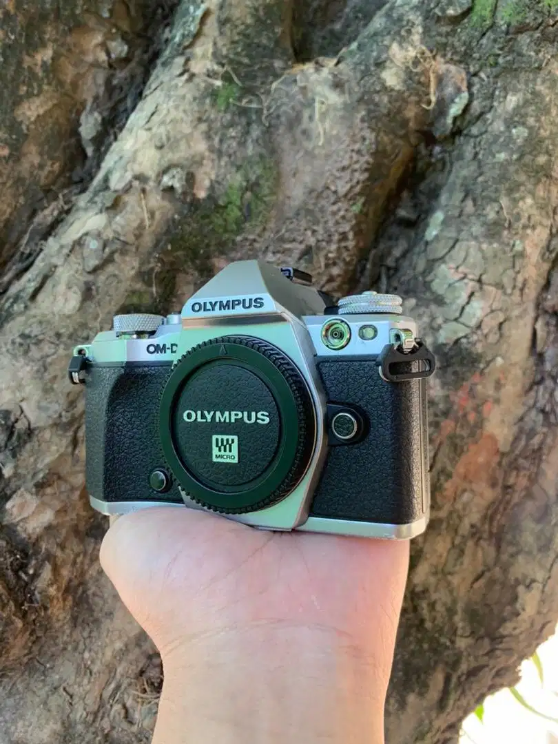 Olympus EM-5 Mark II body only fullset