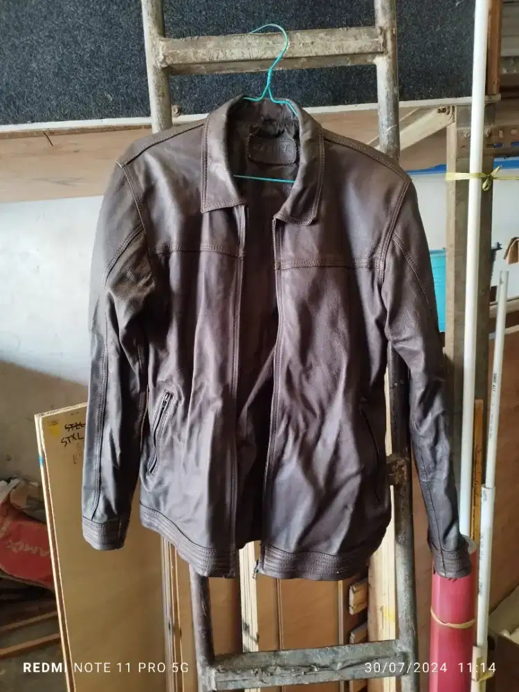 Jaket Kulit asli warna coklat