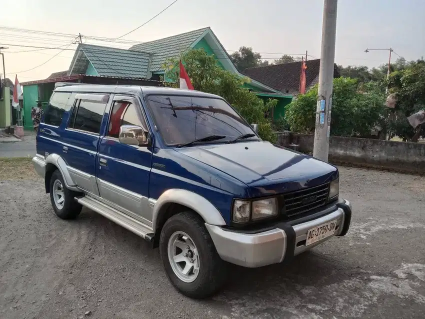 Panther Hi Sporty 1997 plat ag sis mobil bekas sekoto kediri jatim