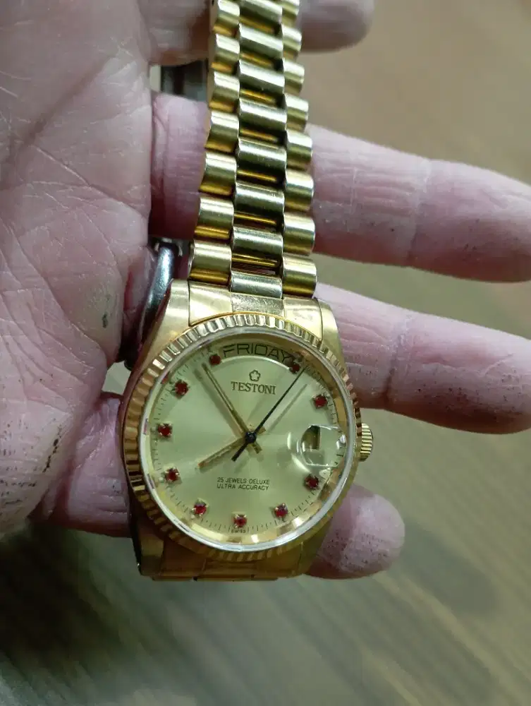 jam tangan testoni swiss automatic warna kuning