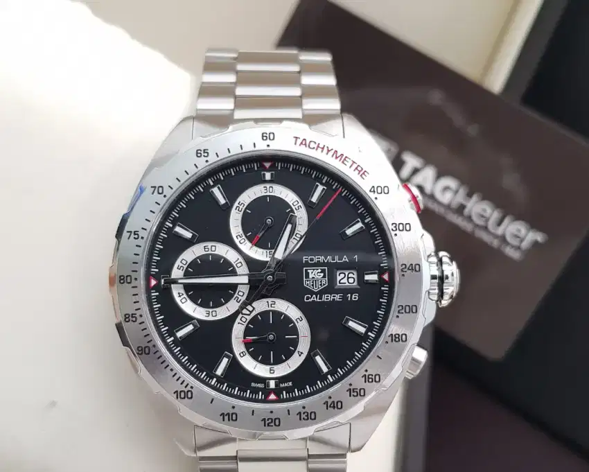 TAG HEUER FORMULA 1 CALIBER 16 CHRONOGRAPH