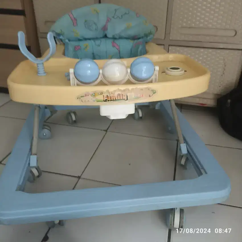 Baby Walker masih kokoh bgt