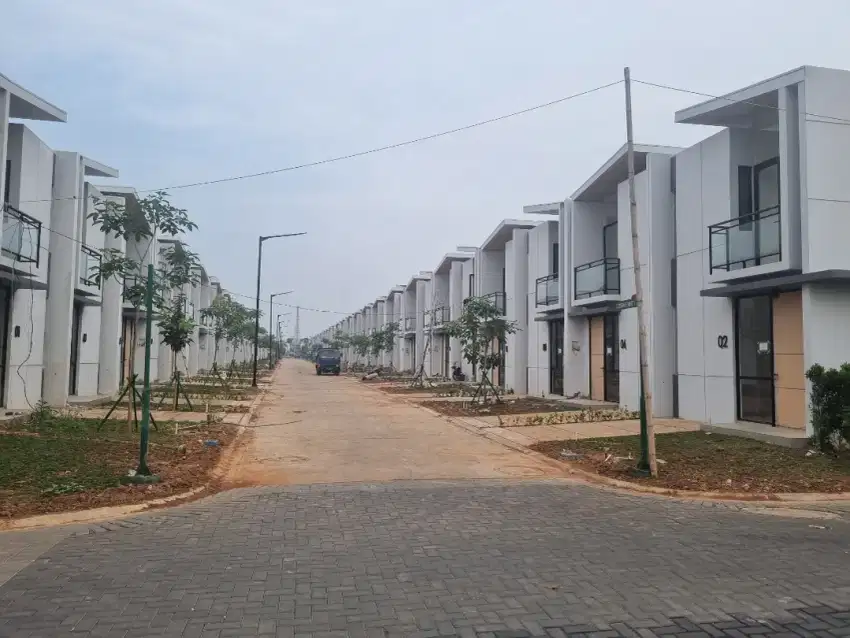 Sisa 1 unit Rumah 2 lantai cendana essence tipe 3 hook