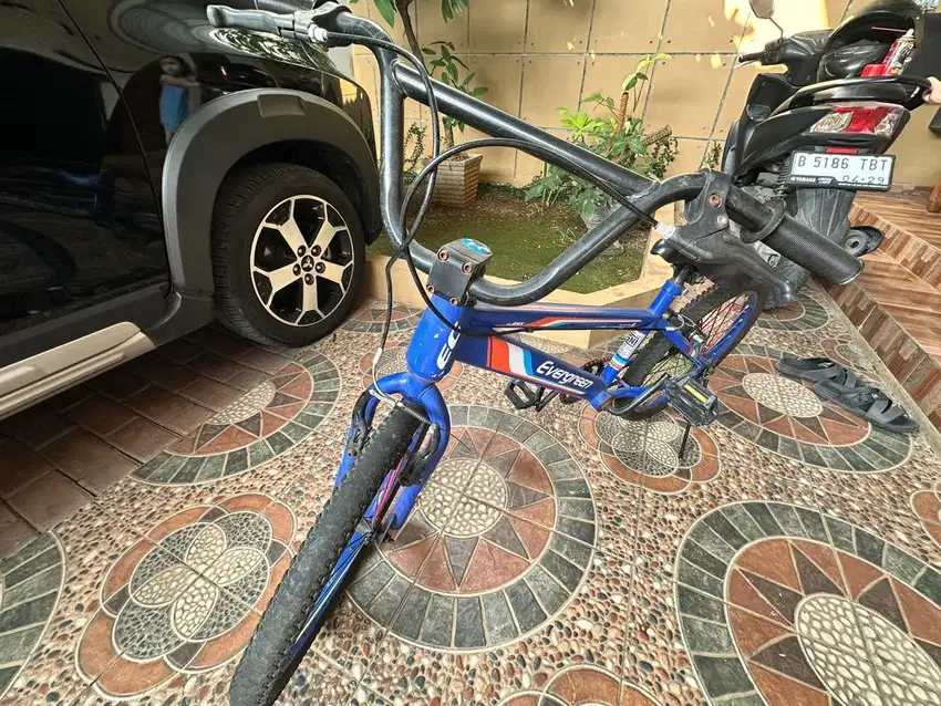 Sepeda bmx blue rainbow