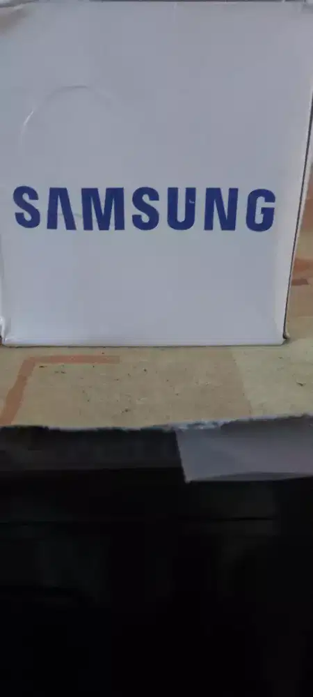 Gelas samsung with box dvd