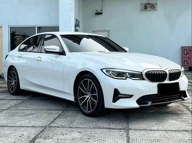 BMW 320i 2020 bensin 2.0