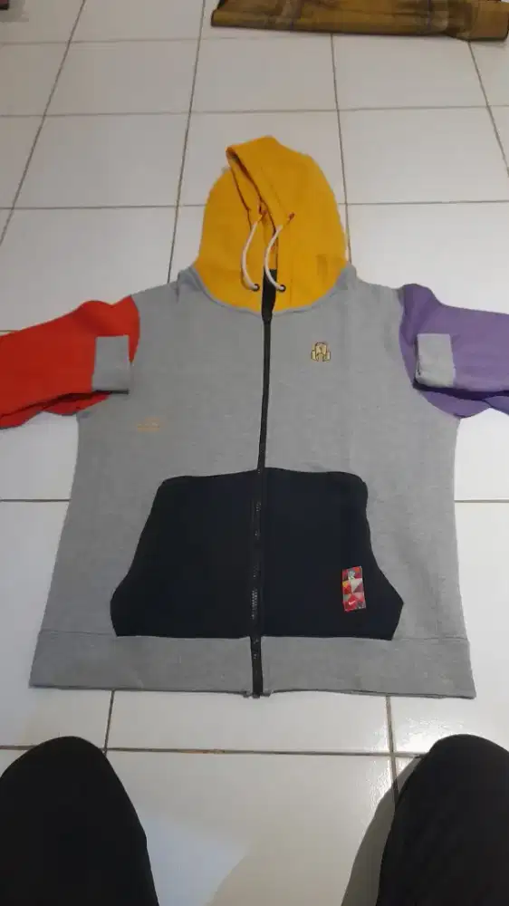 Jual sweater nike 3 warna size L