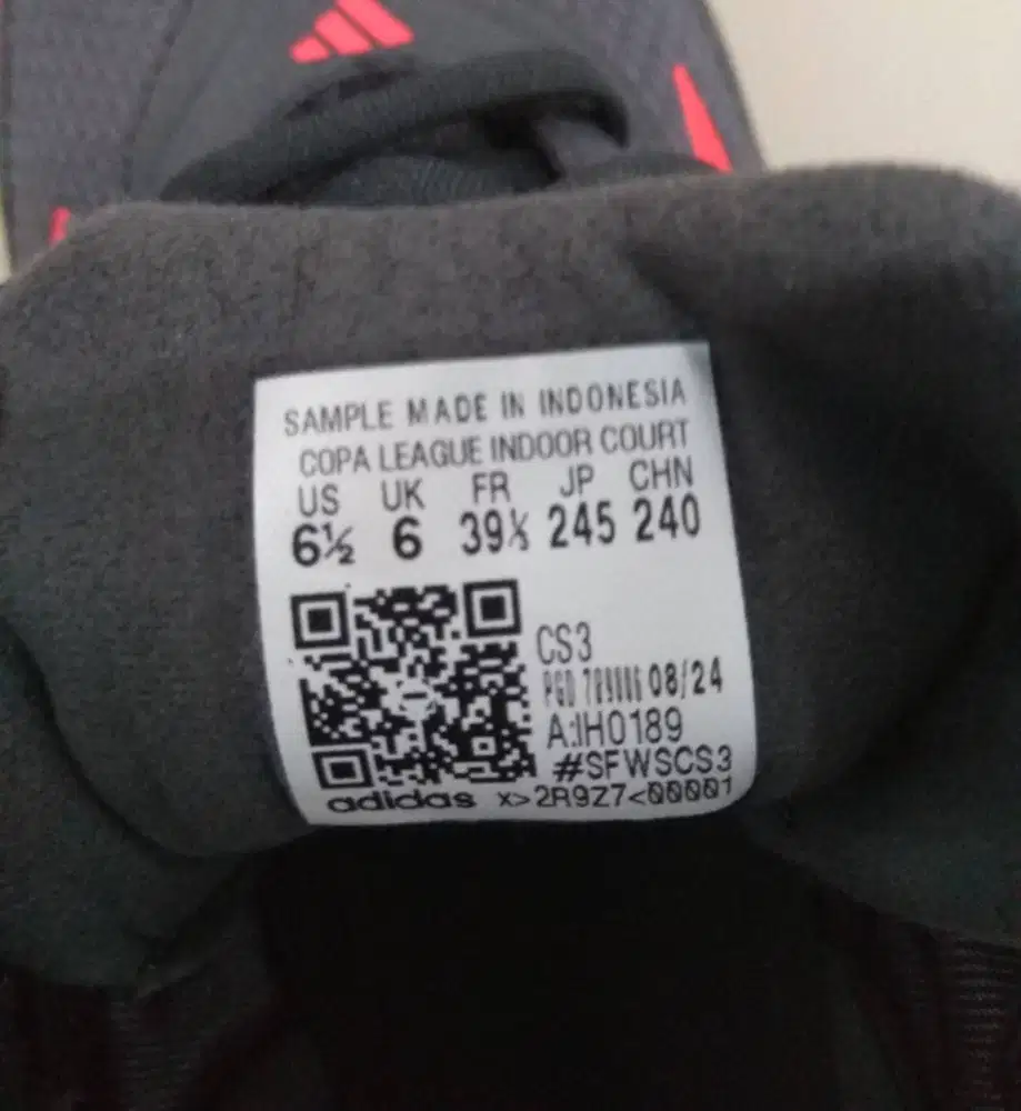 sepatu adidas original