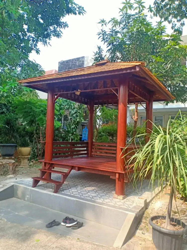 Gazebo ukuran 2 x 2 meter