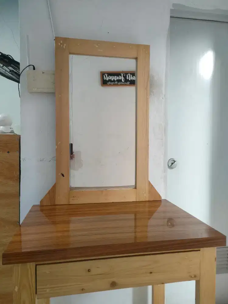 Meja rias kayu jati belanda laci