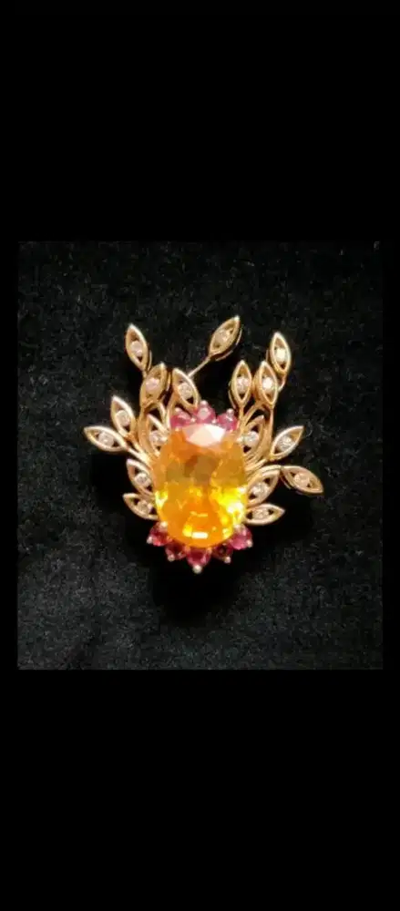 Liontin yellow safir 6,5 ct ikatan emas berlian