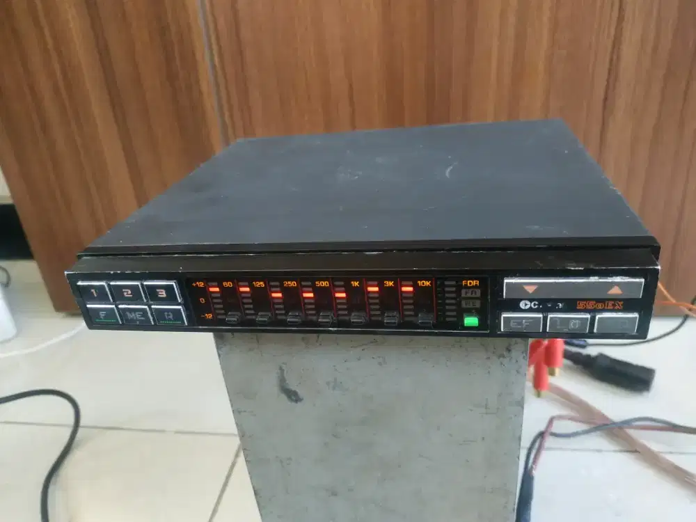 Eq clarion 7 band made in japan