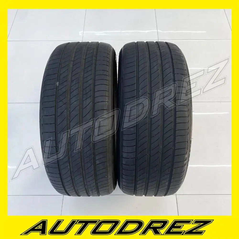 Ban Bekas 20 R20 Accelera Achilles Dunlop